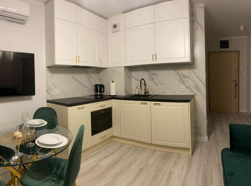 Green Apartment Sloneczne Tarasy Dziwnówek Exterior foto